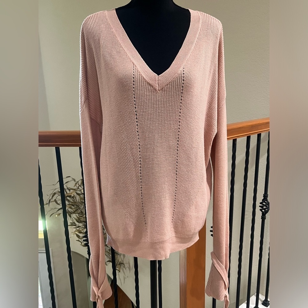 Moral Fiber Blush Knit PULLOVER, V NECK DROP SHOULDER SWEATER SIZE L,